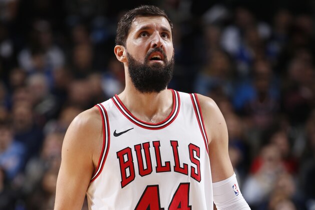 DALLAS, TX - JANUARY 5:  Nikola Mirotic #44 of the Chicago Bulls reacts to a play against the Dallas Mavericks on January 5, 2018 at the American Airlines Center in Dallas, Texas. NOTE TO USER: User expressly acknowledges and agrees that, by downloading and or using this photograph, User is consenting to the terms and conditions of the Getty Images License Agreement. Mandatory Copyright Notice: Copyright 2018 NBAE (Photo by Glenn James/NBAE via Getty Images)