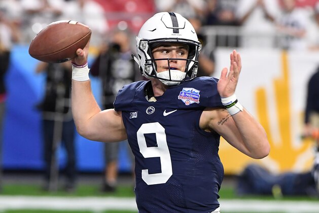 GLENDALE, AZ - DECEMBER 30:  Trace McSorley #9 of Penn State Nittany Lions prepares for a game against the Washington Huskies during the Playstation Fiesta Bowl at University of Phoenix Stadium on December 30, 2017 in Glendale, Arizona.  (Photo by Norm Hall/Getty Images)