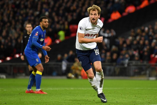 LONDON, ENGLAND - JANUARY 07:  Harry Kane of Tottenham Hotspur celebrates scoring his side's second goal during The Emirates FA Cup Third Round match between Tottenham Hotspur and AFC Wimbledon at Wembley Stadium on January 7, 2018 in London, England.  (Photo by Mike Hewitt/Getty Images)