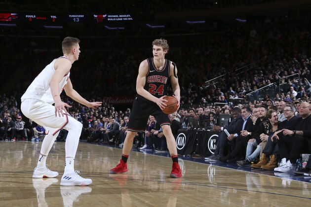 NEW YORK, NY - JANUARY 10: Lauri Markkanen #24 of the Chicago Bulls handles the ball against the New York Knicks on January 10, 2018 at Madison Square Garden in New York City, New York. NOTE TO USER: User expressly acknowledges and agrees that, by downloading and or using this photograph, User is consenting to the terms and conditions of the Getty Images License Agreement. Mandatory Copyright Notice: Copyright 2018 NBAE  (Photo by Steven Freeman/NBAE via Getty Images)