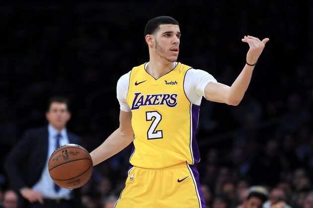 LOS ANGELES, CA - JANUARY 09:  Lonzo Ball #2 of the Los Angeles Lakers calls a play during the second half of a game against the Sacramento Kings at Staples Center on January 9, 2018 in Los Angeles, California.   NOTE TO USER: User expressly acknowledges and agrees that, by downloading and or using this photograph, User is consenting to the terms and conditions of the Getty Images License Agreement.  (Photo by Sean M. Haffey/Getty Images)