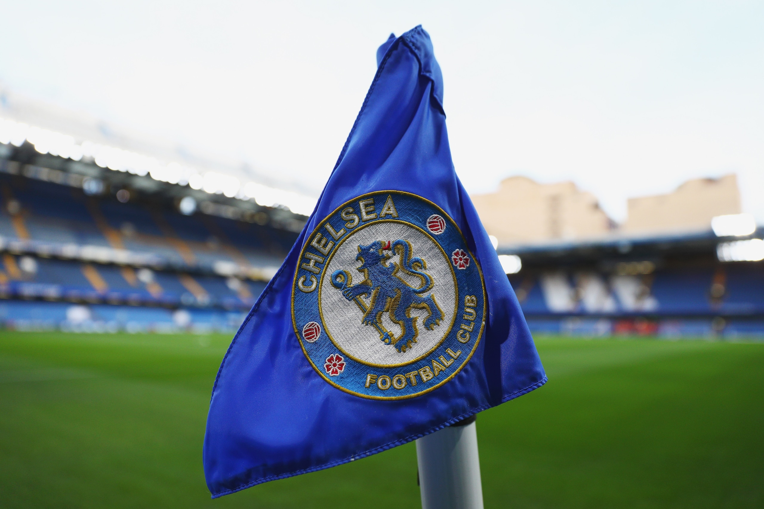 LONDON, ENGLAND - MARCH 13:  A general view of a corner flag inside the stadium prior to during The Emirates FA Cup Quarter-Final match between Chelsea and Manchester United at Stamford Bridge on March 13, 2017 in London, England.  (Photo by Ian Walton/Getty Images)