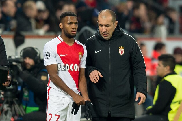 LEVERKUSEN, GERMANY - DECEMBER 07: Thomas Lemar of Monaco and coach Leonardo Jardim of Monaco gestures during the UEFA Champions League match between Bayer Leverkusen and AS Monaco at the BayArena in Leverkusen, Germany on December 7, 2016. (Photo by TF-Images/Getty Images)