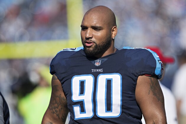 NASHVILLE, TN - DECEMBER 3:  DaQuan Jones #90 of the Tennessee Titans on the sidelines before a game against the Houston Texans at Nissan Stadium on December 3, 2017 in Nashville, Tennessee.  The Titans defeated the Texans 23-14.  (Photo by Wesley Hitt/Getty Images)