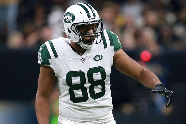 NEW ORLEANS, LA - DECEMBER 17:  Austin Seferian-Jenkins #88 of the New York Jets stands on the line of scrimage during a NFL game against the New Orleans Saints at the Mercedes-Benz Superdome on December 17, 2017 in New Orleans, Louisiana.  (Photo by Sean Gardner/Getty Images)