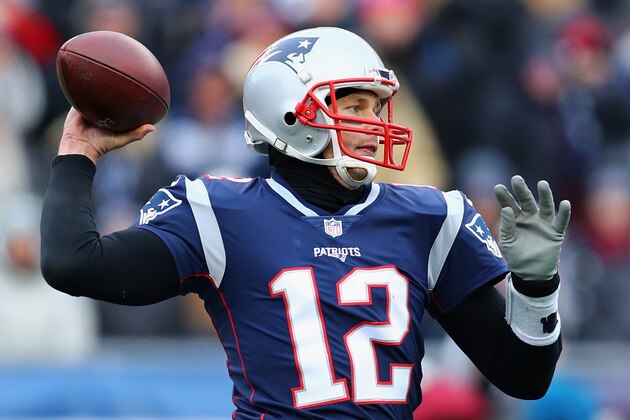 FOXBORO, MA - DECEMBER 31:  Tom Brady #12 of the New England Patriots throws a pass during the first half against the New York Jets at Gillette Stadium on December 31, 2017 in Foxboro, Massachusetts.  (Photo by Maddie Meyer/Getty Images)