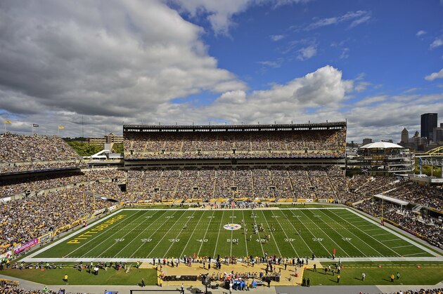An overhead view of Heinz Field during the first half of an NFL football game in Pittsburgh, Sunday, Oct. 9, 2016. (AP Photo/Fred Vuich)