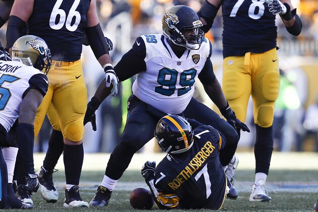 PITTSBURGH, PA - JANUARY 14:  Marcell Dareus #99 of the Jacksonville Jaguars reacts after sacking Ben Roethlisberger #7 of the Pittsburgh Steelers during the first half of the AFC Divisional Playoff game at Heinz Field on January 14, 2018 in Pittsburgh, Pennsylvania.  (Photo by Kevin C. Cox/Getty Images)