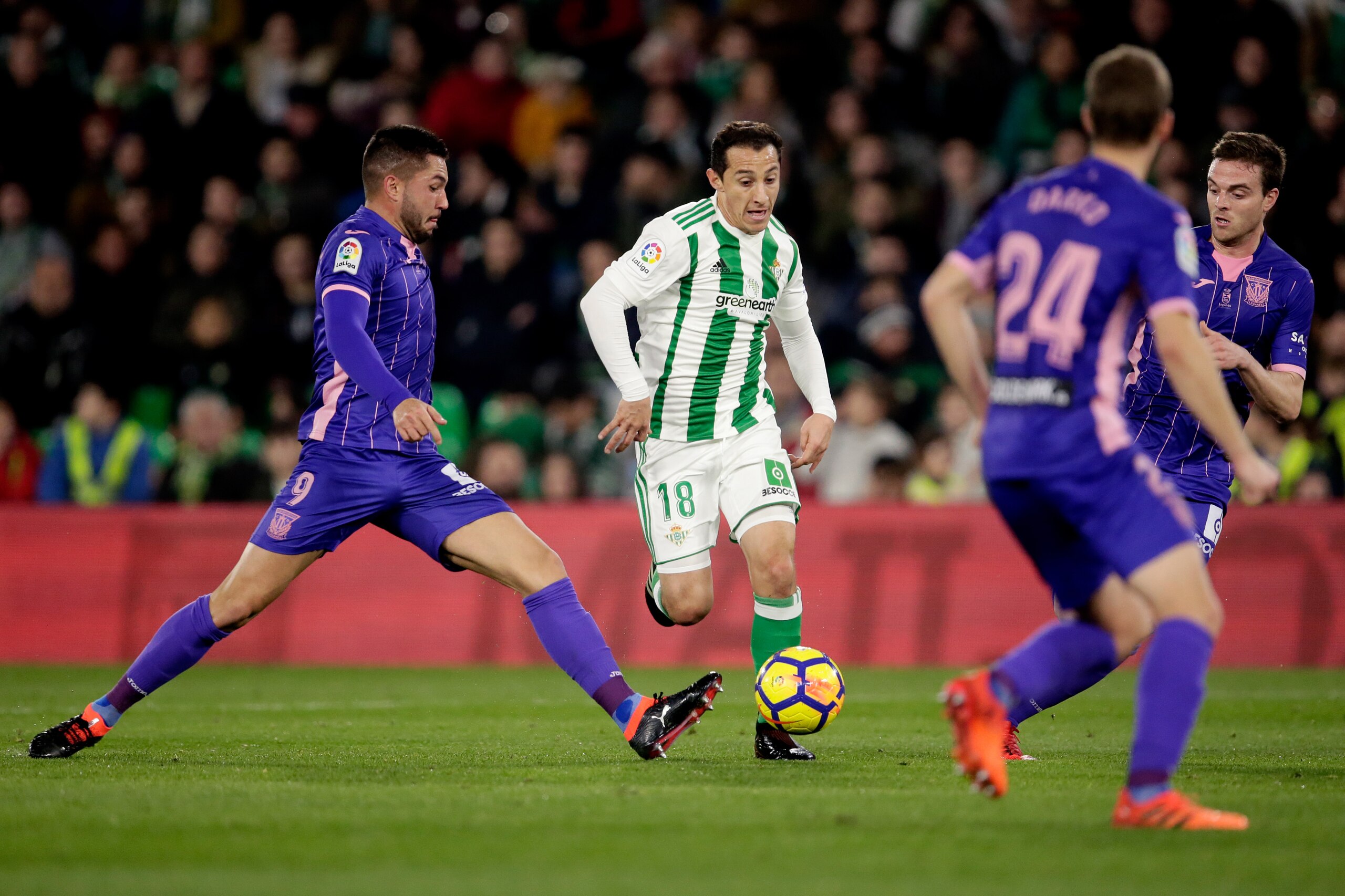 SEVILLA, SPAIN - JANUARY 15: (L-R) Miguel Guerrero of Leganes, Andres Guardado of Real Betis, Darko Brasanac of Leganes during the La Liga Santander match between Real Betis Sevilla v Leganes at the Estadio Benito Villamarin on January 15, 2018 in Sevilla Spain (Photo by Eric Verhoeven/Soccrates/Getty Images) SEVILLA, SPAIN - JANUARY 15: (L-R) Miguel Guerrero of Leganes, Andres Guardado of Real Betis, Darko Brasanac of Leganes during the La Liga Santander match between Real Betis Sevilla v Leganes at the Estadio Benito Villamarin on January 15, 2018 in Sevilla Spain (Photo by Eric Verhoeven/Soccrates/Getty Images)