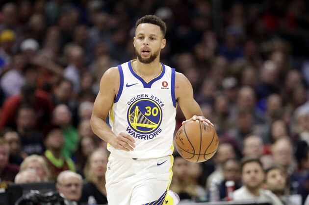 Golden State Warriors' Stephen Curry drives against the Cleveland Cavaliers in the second half of an NBA basketball game, Monday, Jan. 15, 2018, in Cleveland. (AP Photo/Tony Dejak)