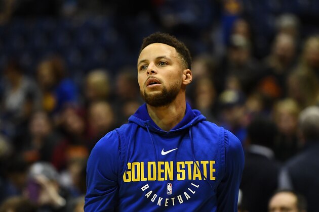 MILWAUKEE, WI - JANUARY 12:  Stephen Curry #30 of the Golden State Warriors participates in warmups prior to a game prior to a game against the Milwaukee Bucks at the Bradley Center on January 12, 2018 in Milwaukee, Wisconsin.  NOTE TO USER: User expressly acknowledges and agrees that, by downloading and or using this photograph, User is consenting to the terms and conditions of the Getty Images License Agreement.  (Photo by Stacy Revere/Getty Images)