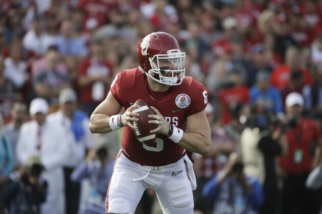 Oklahoma quarterback Baker Mayfield pulls back to throw a pass during the Rose Bowl NCAA college football game against Georgia Monday, Jan. 1, 2018, in Pasadena, Calif. (AP Photo/Jae C. Hong)