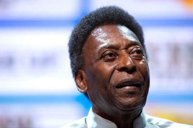 Legendary Brazilian footballer Pele, gestures during the opening event of the 2018 Carioca Football Championship at Cidade das Artes in Rio de Janeiro, Brazil, on January 15, 2018. 
Pele was named ambassador of the Championship.  / AFP PHOTO / MAURO PIMENTEL        (Photo credit should read MAURO PIMENTEL/AFP/Getty Images)