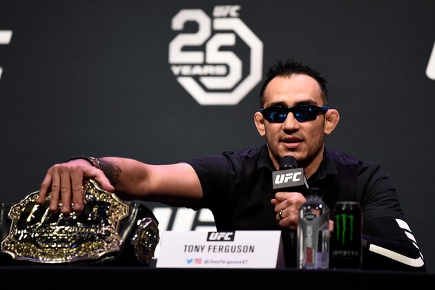 BOSTON, MA - JANUARY 19:   Tony Ferguson interacts with fans and media during the UFC press conference at TD Garden on January 19, 2018 in Boston, Massachusetts. (Photo by Jeff Bottari/Zuffa LLC/Zuffa LLC via Getty Images)