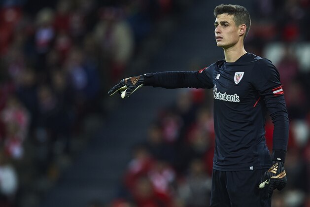 BILBAO, SPAIN - DECEMBER 02:  Kepa Arrizabalaga of Athletic Club reacts during the La Liga match between Athletic Club and Real Madrid at Estadio de San Mames on December 2, 2017 in Bilbao, Spain.  (Photo by Juan Manuel Serrano Arce/Getty Images)