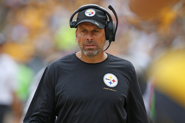 PITTSBURGH, PA - OCTOBER 08:  Todd Haley of the Pittsburgh Steelers in action against the Jacksonville Jaguars on October 8, 2017 at Heinz Field in Pittsburgh, Pennsylvania.  (Photo by Justin K. Aller/Getty Images)