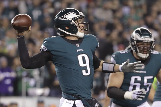 Philadelphia Eagles' Nick Foles throws during the first half of the NFL football NFC championship game against the Minnesota Vikings Sunday, Jan. 21, 2018, in Philadelphia. (AP Photo/Matt Slocum)