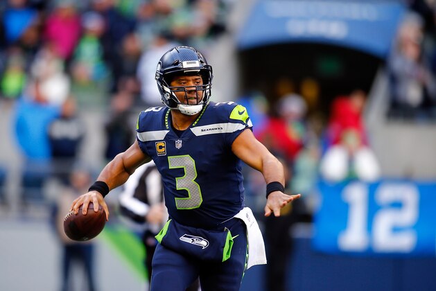 SEATTLE, WA - DECEMBER 31:  Russell Wilson #3 of the Seattle Seahawks in action against the Arizona Cardinals at CenturyLink Field on December 31, 2017 in Seattle, Washington.  (Photo by Jonathan Ferrey/Getty Images)