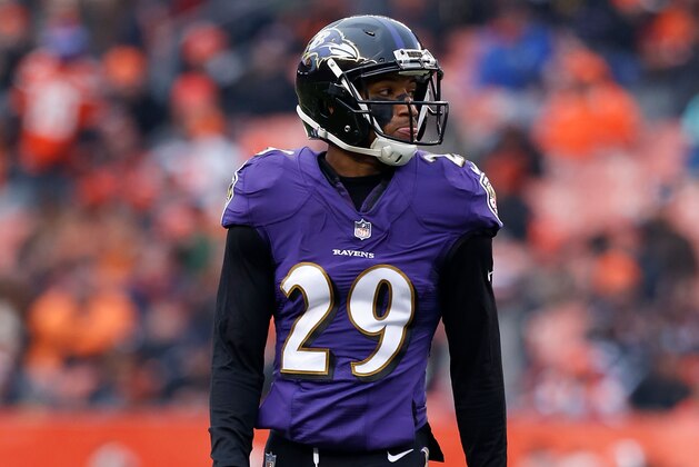 CLEVELAND, OH - DECEMBER 17:  Marlon Humphrey #29 of the Baltimore Ravens walks in to position during the game against the Cleveland Browns at FirstEnergy Stadium on December 17, 2017 in Cleveland, Ohio. Baltimore defeated Cleveland 27-10. (Photo by Kirk Irwin/Getty Images)  *** Marlon Humphrey