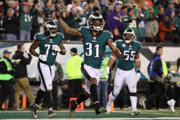 PHILADELPHIA, PA - JANUARY 21:  Jalen Mills #31 of the Philadelphia Eagles celebrates a first quarter touchdown by teammate Patrick Robinson (not pictured) against the Minnesota Vikings in the NFC Championship game at Lincoln Financial Field on January 21, 2018 in Philadelphia, Pennsylvania.  (Photo by Abbie Parr/Getty Images)