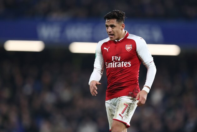 LONDON, ENGLAND - JANUARY 10: Alexis Sanchez of Arsenal  during the Carabao Cup Semi-Final First Leg match between Chelsea and Arsenal at Stamford Bridge on January 10, 2018 in London, England. (Photo by Catherine Ivill/Getty Images)