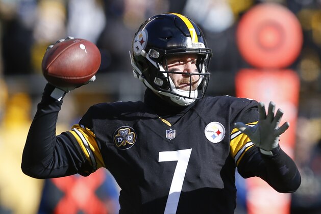 Pittsburgh Steelers quarterback Ben Roethlisberger passes during the first half of an NFL divisional football AFC playoff game against the Jacksonville Jaguars in Pittsburgh, Sunday, Jan. 14, 2018. (AP Photo/Keith Srakocic)