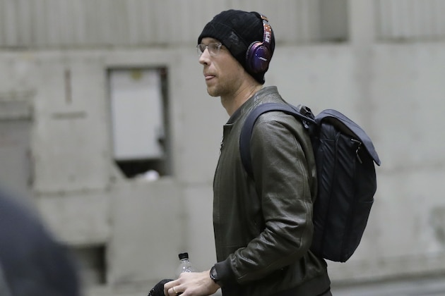 Philadelphia Eagles quarterback Nick Foles arrives with his team for the NFL Super Bowl 52 football game Sunday, Jan. 28, 2018, in Minneapolis. Philadelphia a a scheduled to face the New England Patriots. (AP Photo/Eric Gay)