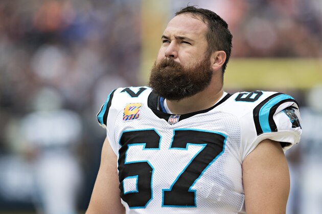 CHICAGO, IL - OCTOBER 22:  Ryan Kalil #67 of the Carolina Panthers on the sidelines during a game against the Chicago Bears at Soldier Field on October 22, 2017 in Chicago, Illinois.  The Bears defeated the Panthers 17-3.  (Photo by Wesley Hitt/Getty Images)