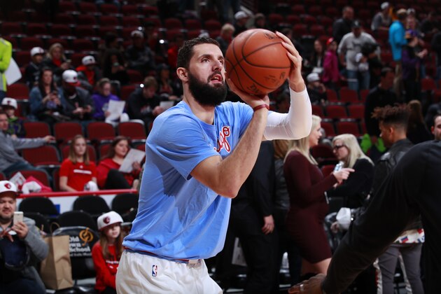 CHICAGO, IL - JANUARY 26:  Nikola Mirotic #44 of the Chicago Bulls shoots the ball before the game against the Los Angeles Lakers on January 26, 2018 at the United Center in Chicago, Illinois. NOTE TO USER: User expressly acknowledges and agrees that, by downloading and or using this Photograph, user is consenting to the terms and conditions of the Getty Images License Agreement. Mandatory Copyright Notice: Copyright 2018 NBAE (Photo by Jeff Haynes/NBAE via Getty Images)