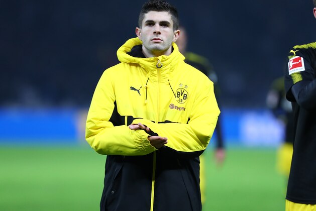 BERLIN, GERMANY - JANUARY 19: Christian Pulisic of Dortmund looks dejected after the Bundesliga match between Hertha BSC and Borussia Dortmund at Olympiastadion on January 19, 2018 in Berlin, Germany. (Photo by TF-Images/TF-Images via Getty Images)