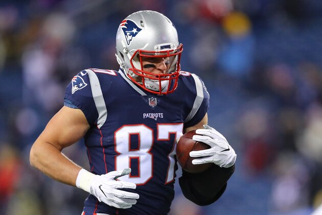 FOXBOROUGH, MA - JANUARY 13:  Rob Gronkowski #87 of the New England Patriots warms up before the AFC Divisional Playoff game against the Tennessee Titans  at Gillette Stadium on January 13, 2018 in Foxborough, Massachusetts.  (Photo by Maddie Meyer/Getty Images)