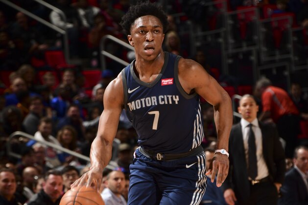 DETROIT, MI - JANUARY 30: Stanley Johnson #7 of the Detroit Pistons handles the ball against the Cleveland Cavaliers on January 30, 2018 at Little Caesars Arena in Detroit, Michigan. NOTE TO USER: User expressly acknowledges and agrees that, by downloading and/or using this photograph, User is consenting to the terms and conditions of the Getty Images License Agreement. Mandatory Copyright Notice: Copyright 2018 NBAE (Photo by Chris Schwegler/NBAE via Getty Images)