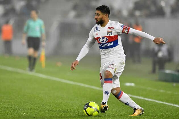 Lyon's French midfielder Nabil Fekir controls the ball during the French Ligue 1 football match between Bordeaux (FCGB) and Lyon (OL) on January 28, 2018 at the Matmut Atlantique stadium in Bordeaux, southwestern France.  / AFP PHOTO / NICOLAS TUCAT        (Photo credit should read NICOLAS TUCAT/AFP/Getty Images)