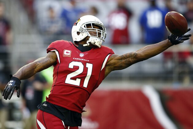 Arizona Cardinals cornerback Patrick Peterson (21) warms up prior to an NFL football game against the New York Giants, Sunday, Dec. 24, 2017, in Glendale, Ariz. (AP Photo/Ross D. Franklin)