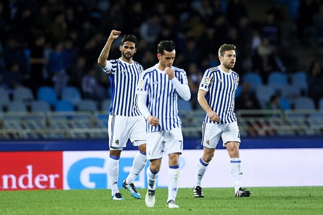 SAN SEBASTIAN, SPAIN - JANUARY 21:  Willian Jose Da Silva of Real Sociedad celebrates after scoring goal during the La Liga match between Real Sociedad de Futbol and RC Celta de Vigo at Estadio Anoeta on January 21, 2018 in San Sebastian, Spain.  (Photo by Juan Manuel Serrano Arce/Getty Images)