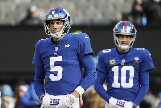 New York Giants quarterbacks Davis Webb (5) and Eli Manning (10) before an NFL football game against the Washington Redskins Sunday, Dec. 31, 2017, in East Rutherford, N.J. (AP Photo/Mark Lennihan)