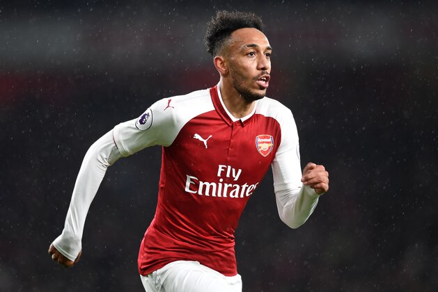 LONDON, ENGLAND - FEBRUARY 03:  Pierre-Emerick Aubameyang of Arsenal runs off the ball during the Premier League match between Arsenal and Everton at Emirates Stadium on February 3, 2018 in London, England.  (Photo by Michael Regan/Getty Images)