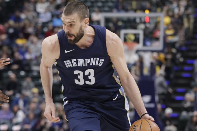 Memphis Grizzlies' Marc Gasol (33) in action during the first half of an NBA basketball game against the Indiana Pacers, Wednesday, Jan. 31, 2018, in Indianapolis. (AP Photo/Darron Cummings)