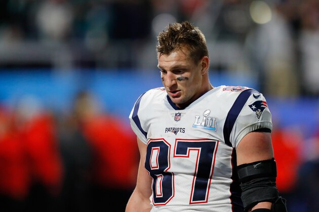 MINNEAPOLIS, MN - FEBRUARY 04: Rob Gronkowski #87 of the New England Patriots walks off the field after his teams 41-33 loss to the Philadelphia Eagles in Super Bowl LII at U.S. Bank Stadium on February 4, 2018 in Minneapolis, Minnesota. The Philadelphia Eagles defeated the New England Patriots 41-33.  (Photo by Kevin C. Cox/Getty Images)