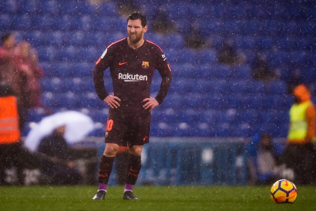 BARCELONA, SPAIN - FEBRUARY 04:  Lionel Messi of FC Barcelona reacts after the opening goal of RCD Espanyol during the La Liga match between Espanyol and Barcelona at RCDE Stadium on February 4, 2018 in Barcelona, Spain.  (Photo by Alex Caparros/Getty Images)