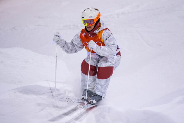 PYEONGCHANG-GUN, SOUTH KOREA - FEBRUARY 06:  Moguls Skier Mikael Kingsbury of Canada trains ahead of the PyeongChang 2018 Winter Olympic Games at the Bokwang Phoenix Snow Park on February 6, 2018 in Pyeongchang-gun, South Korea.  (Photo by David Ramos/Getty Images)