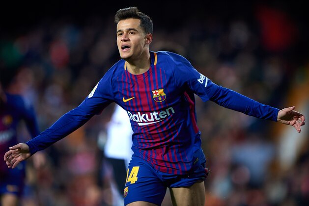 VALENCIA, SPAIN - FEBRUARY 08:  Philippe Coutinho of Barcelona celebrates after scoring a gol during the Semi Final Second Leg match of the Copa del Rey between Valencia CF and FC Barcelona on February 8, 2018 in Valencia, Spain.  (Photo by Quality Sport Images/Getty Images)