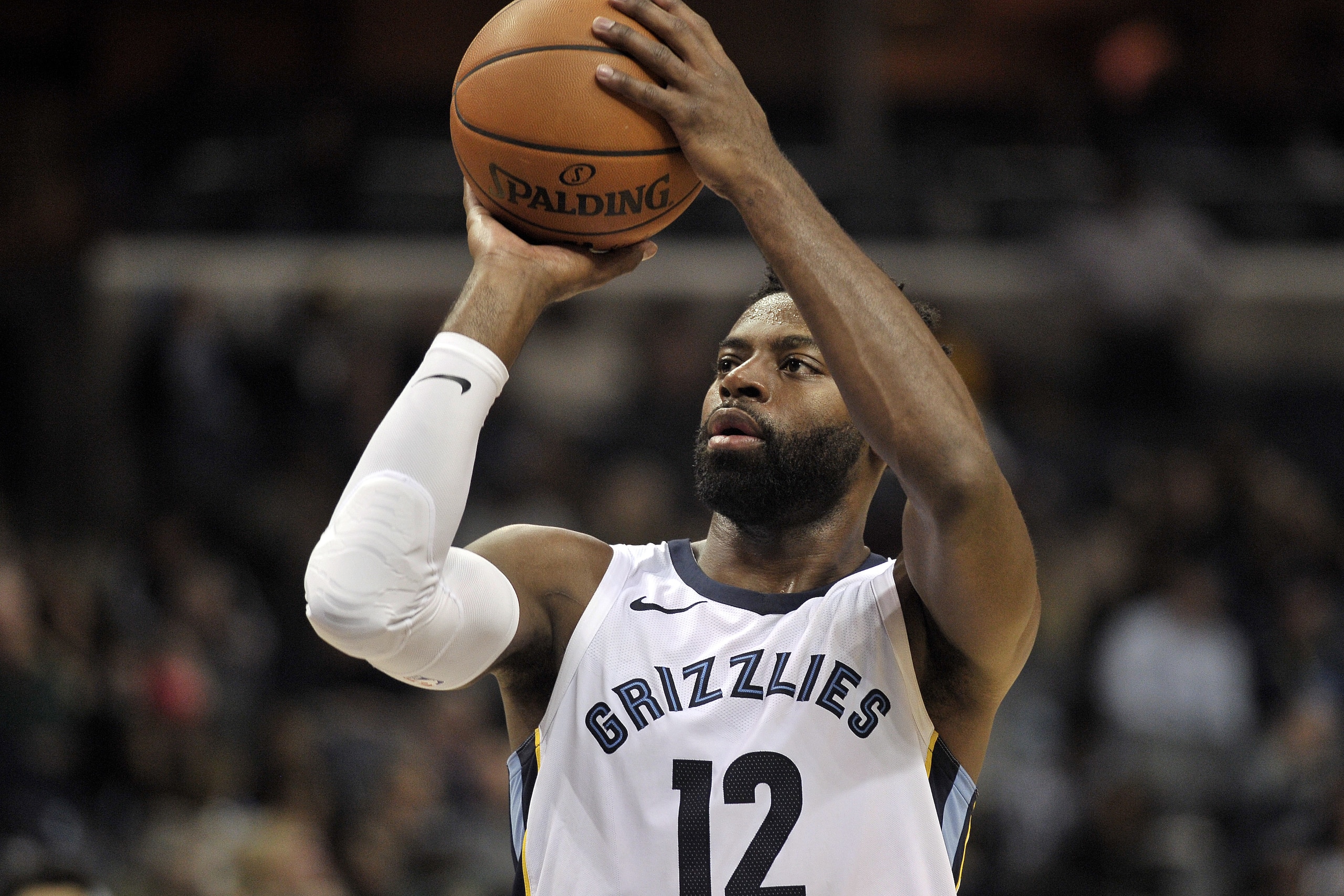 Memphis Grizzlies guard Tyreke Evans (12) plays in the second half of an NBA basketball game against the Sacramento Kings Friday, Jan. 19, 2018, in Memphis, Tenn. (AP Photo/Brandon Dill)