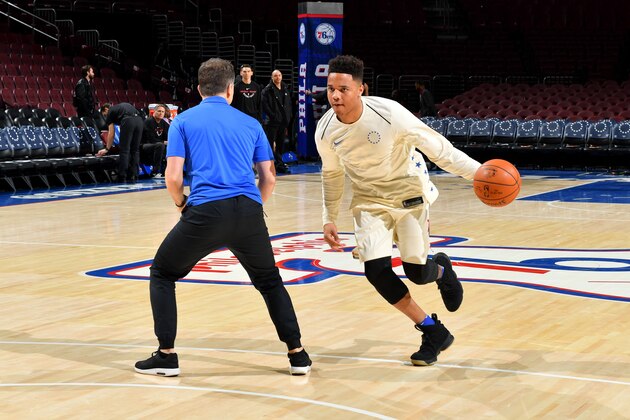 PHILADELPHIA, PA - FEBRUARY  2: Markelle Fultz #20 of the Philadelphia 76ers warms up prior to the game against the Miami Heat on February 2, 2018 in Philadelphia, Pennsylvania NOTE TO USER: User expressly acknowledges and agrees that, by downloading and/or using this Photograph, user is consenting to the terms and conditions of the Getty Images License Agreement. Mandatory Copyright Notice: Copyright 2018 NBAE (Photo by Jesse D. Garrabrant/NBAE via Getty Images)