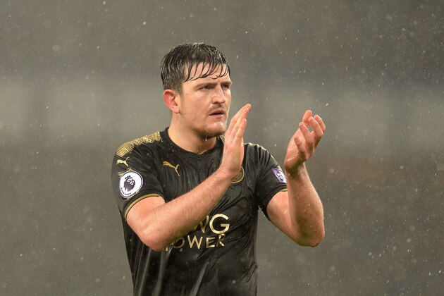LIVERPOOL, ENGLAND - JANUARY 31: Harry Maguire of Leicester City applauds fans after the Premier League match between Everton and Leicester City at Goodison Park on January 31, 2018 in Liverpool, England. (Photo by Mark Runnacles/Getty Images) LIVERPOOL, ENGLAND - JANUARY 31: Harry Maguire of Leicester City applauds fans after the Premier League match between Everton and Leicester City at Goodison Park on January 31, 2018 in Liverpool, England. (Photo by Mark Runnacles/Getty Images)