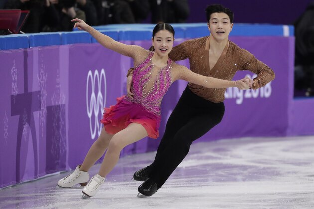 Maia Shibutani and Alex Shibutani of the United States perform during the ice dance short dance team event in the Gangneung Ice Arena at the 2018 Winter Olympics in Gangneung, South Korea, Sunday, Feb. 11, 2018. (AP Photo/Julie Jacobson)