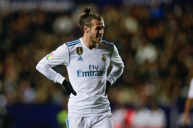 VALENCIA, SPAIN - FEBRUARY 3: Gareth Bale of Real Madrid during the La Liga Santander  match between Levante v Real Madrid at the Estadi Ciutat de Valencia on February 3, 2018 in Valencia Spain (Photo by Jeroen Meuwsen/Soccrates/Getty Images)