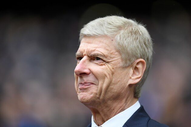LONDON, ENGLAND - FEBRUARY 10:  Arsene Wenger of Arsenal looks on during the Premier League match between Tottenham Hotspur and Arsenal at Wembley Stadium on February 10, 2018 in London, England.  (Photo by Laurence Griffiths/Getty Images)