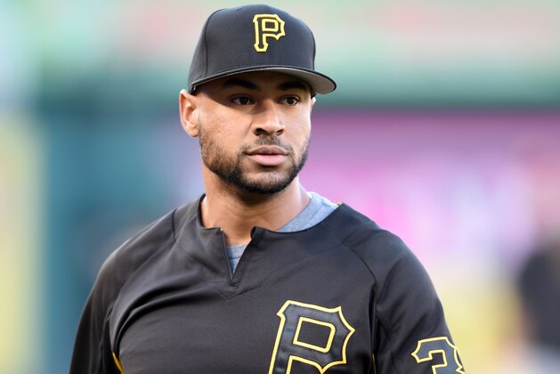 WASHINGTON, DC - SEPTEMBER 28:  Elias Diaz #32 of the Pittsburgh Pirates looks on during batting practice of a baseball game against the Washington Nationals at Nationals Park on September 28, 2017 in Washington, DC.  The Nationals won 5-4.  (Photo by Mitchell Layton/Getty Images)