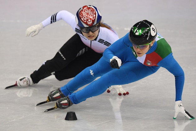 Italy's Arianna Fontana leads South Korea's Choi Minjeong in the women's 500m short track speed skating A final event during the Pyeongchang 2018 Winter Olympic Games, at the Gangneung Ice Arena in Gangneung on February 13, 2018. / AFP PHOTO / Roberto SCHMIDT        (Photo credit should read ROBERTO SCHMIDT/AFP/Getty Images)